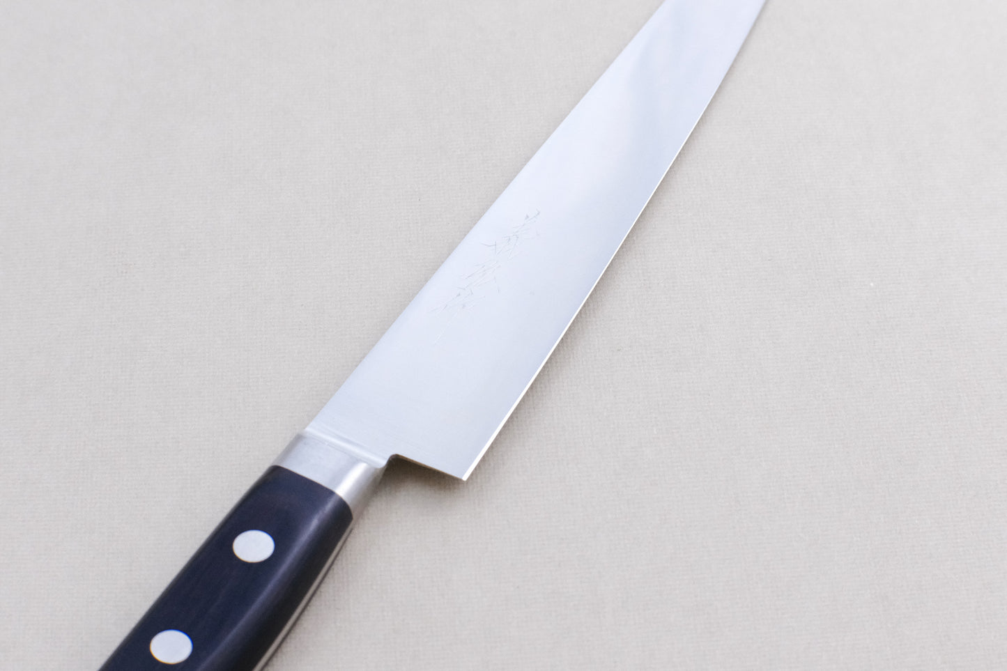 Yamawaki 8A Edelstahl Sujihiki 240 mit Pakka-Griff