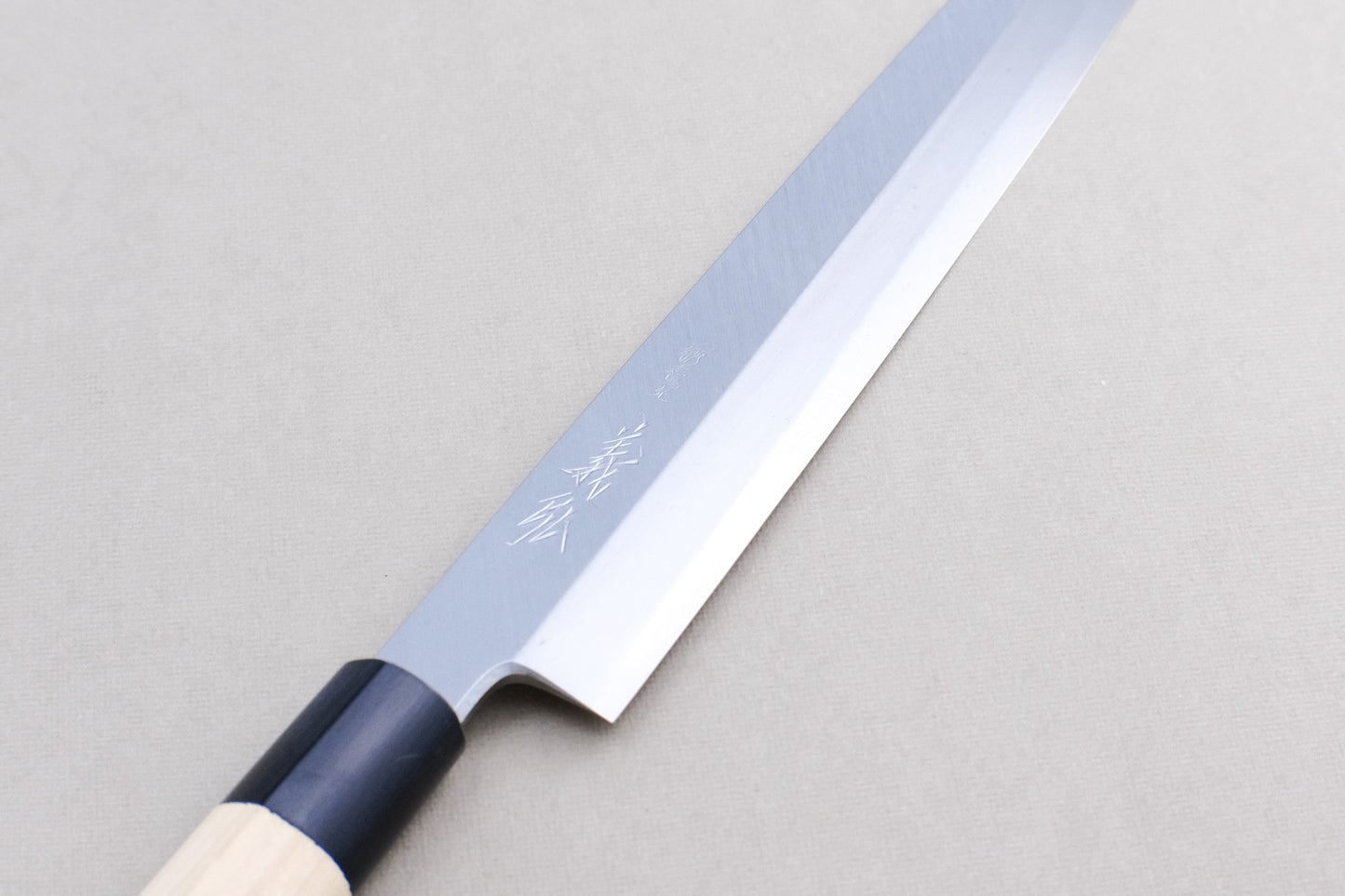 Yamawaki Jousaku White 2 Yanagiba 300 Ho Holzgriff