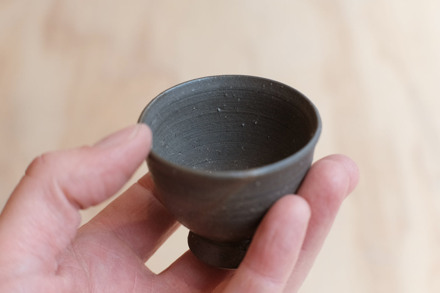 Hiroto Ono unglazed cup black