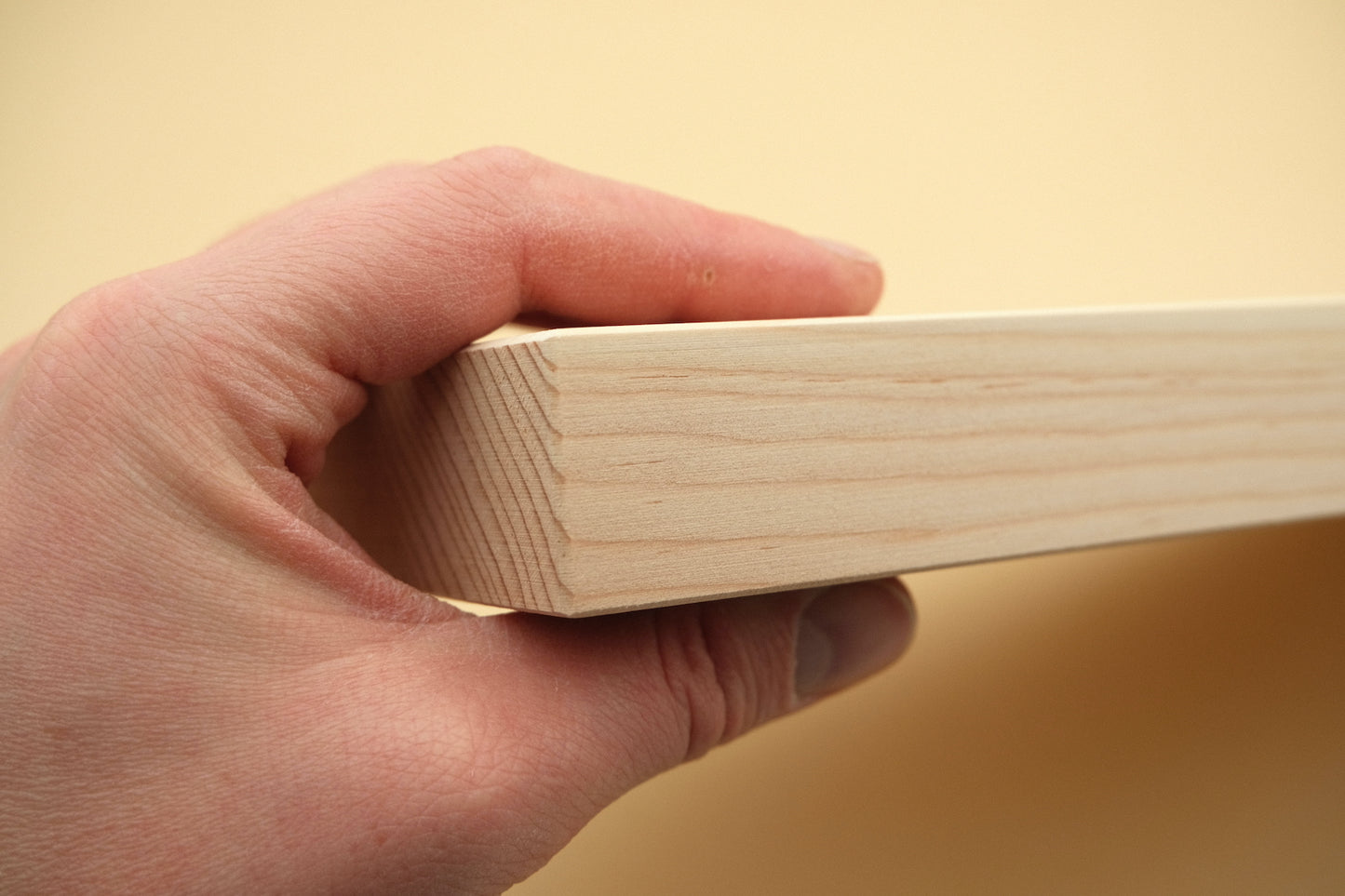Cutting board made of kōhi spruce