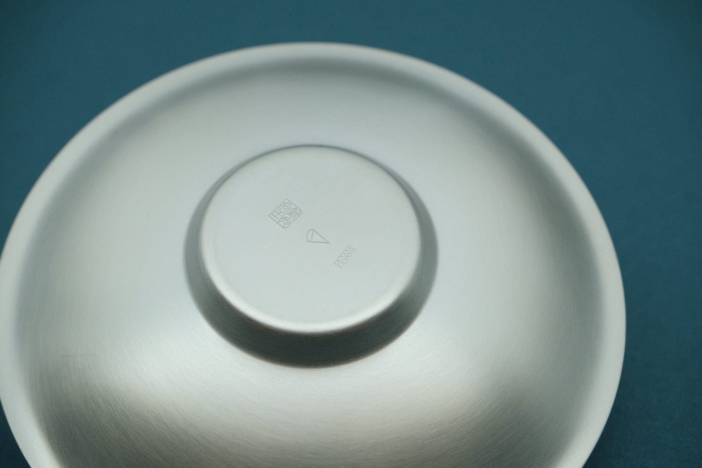 Azmaya Chataku Teetasse Untertasse aus verzinntem Kupfer von Shinkō Kinzoku in Niigata