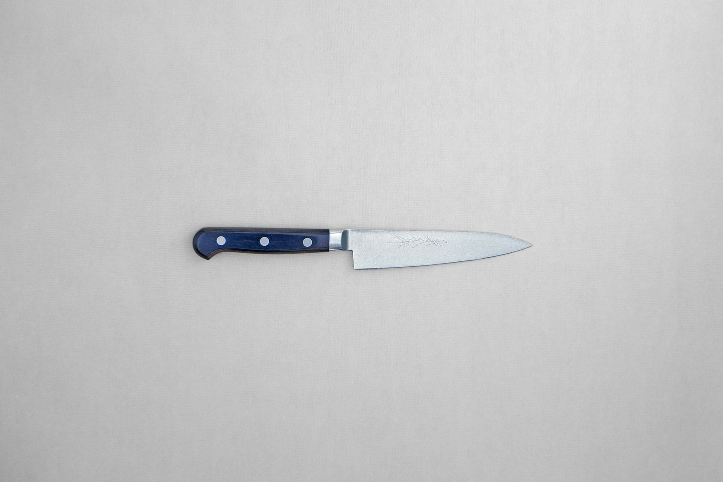Yamawaki 8A Edelstahl Petty 120 mit Pakka-Griff