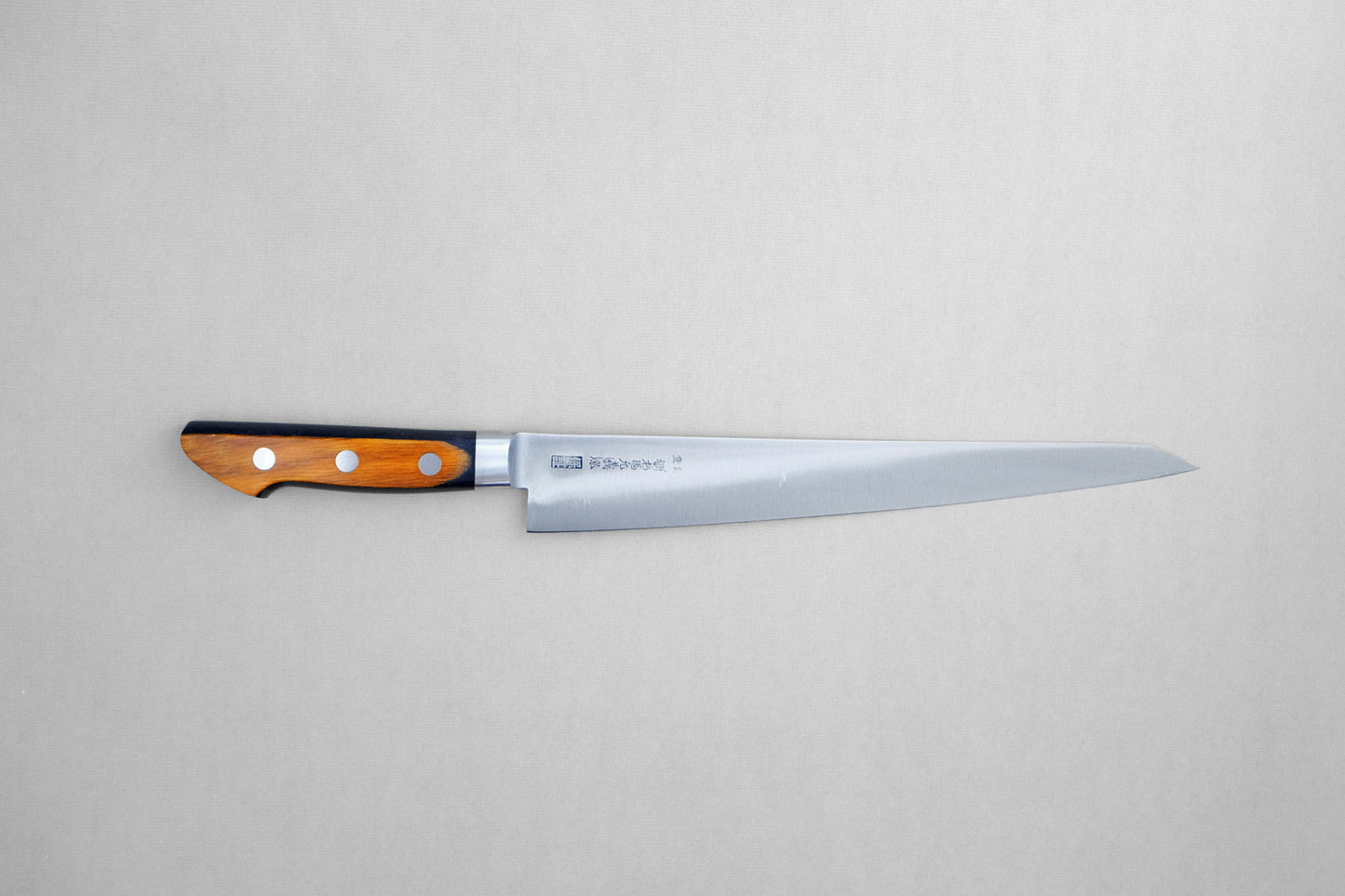 Yamawaki SK4 Sujihiki 240 mit Pakka-Griff