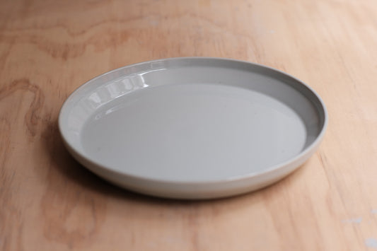 Kinto RIM Hasami ware plate earth grey 205 mm