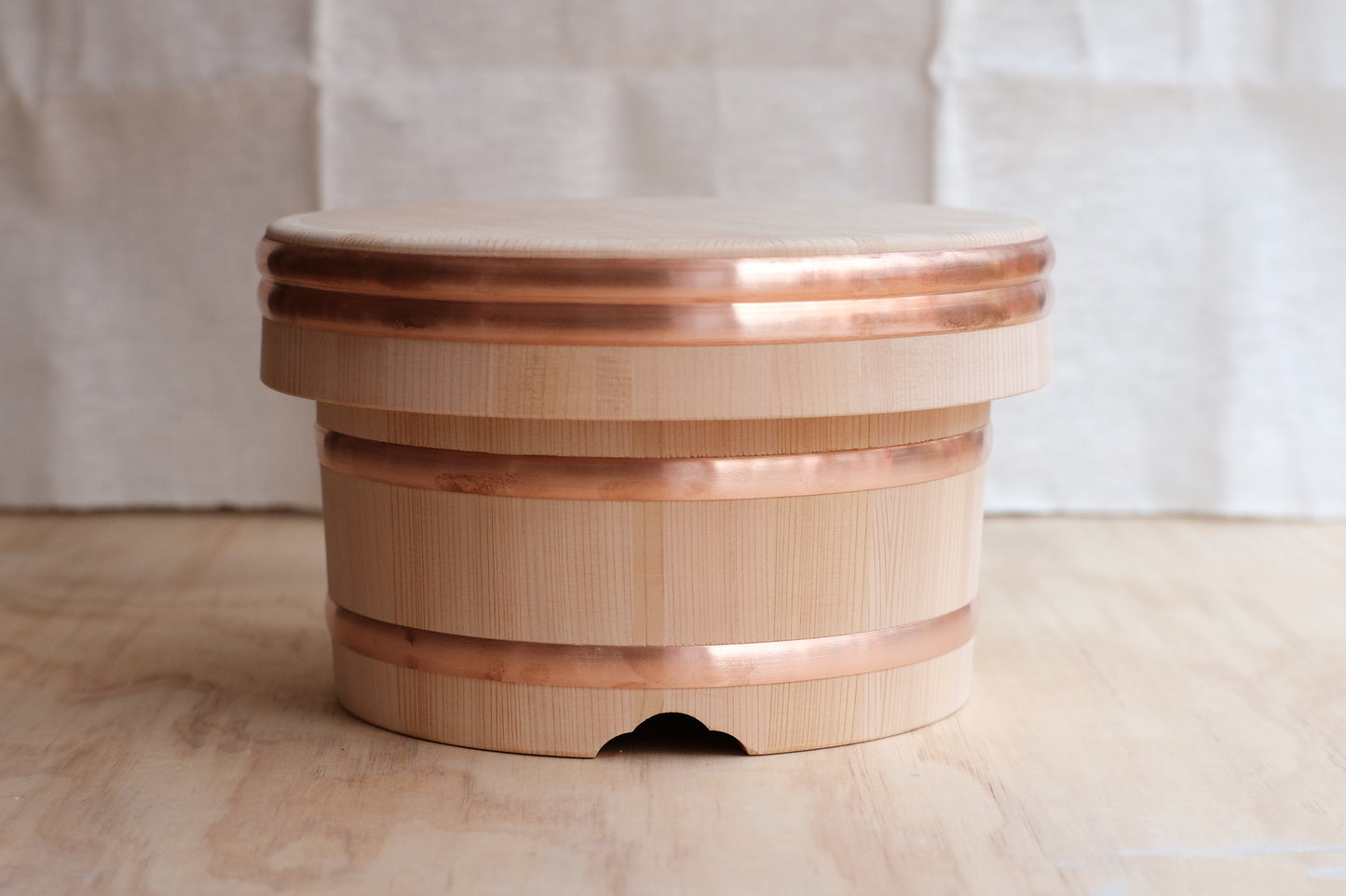 Kanto style ohitsu rice warmer made of sawara wood