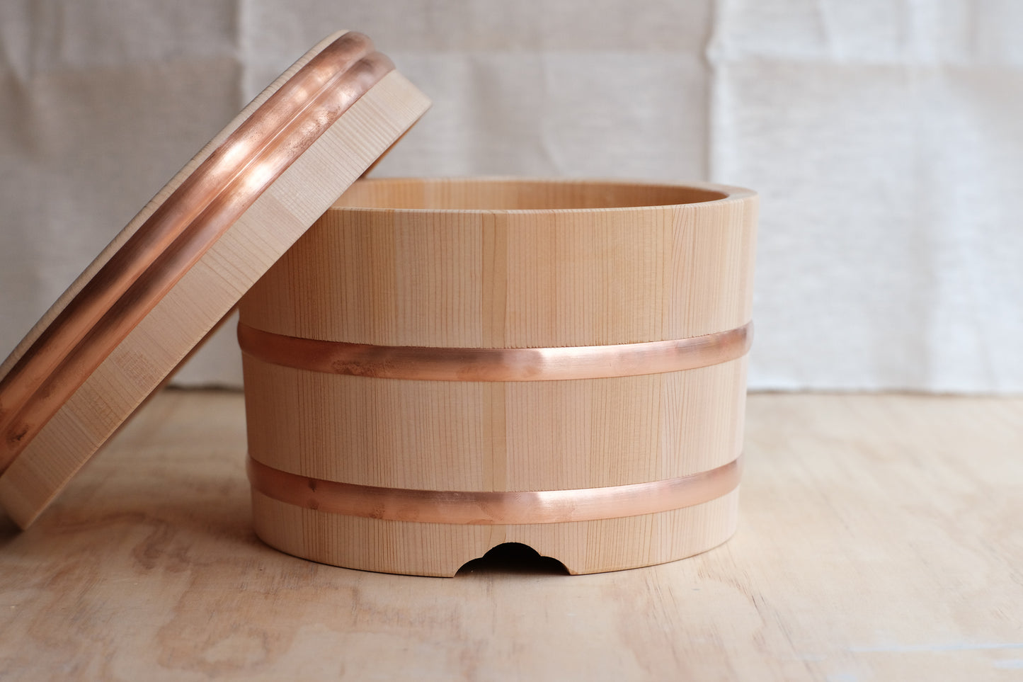 Kanto style ohitsu rice warmer made of sawara wood