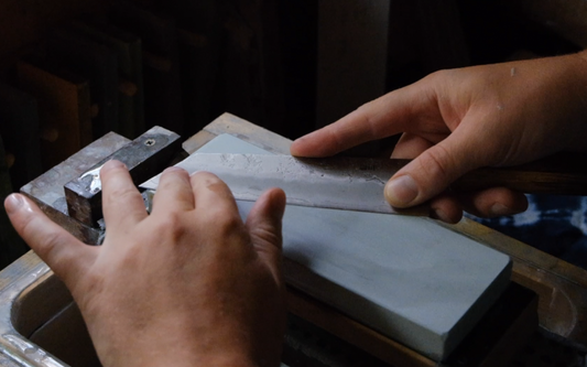 Knife sharpening