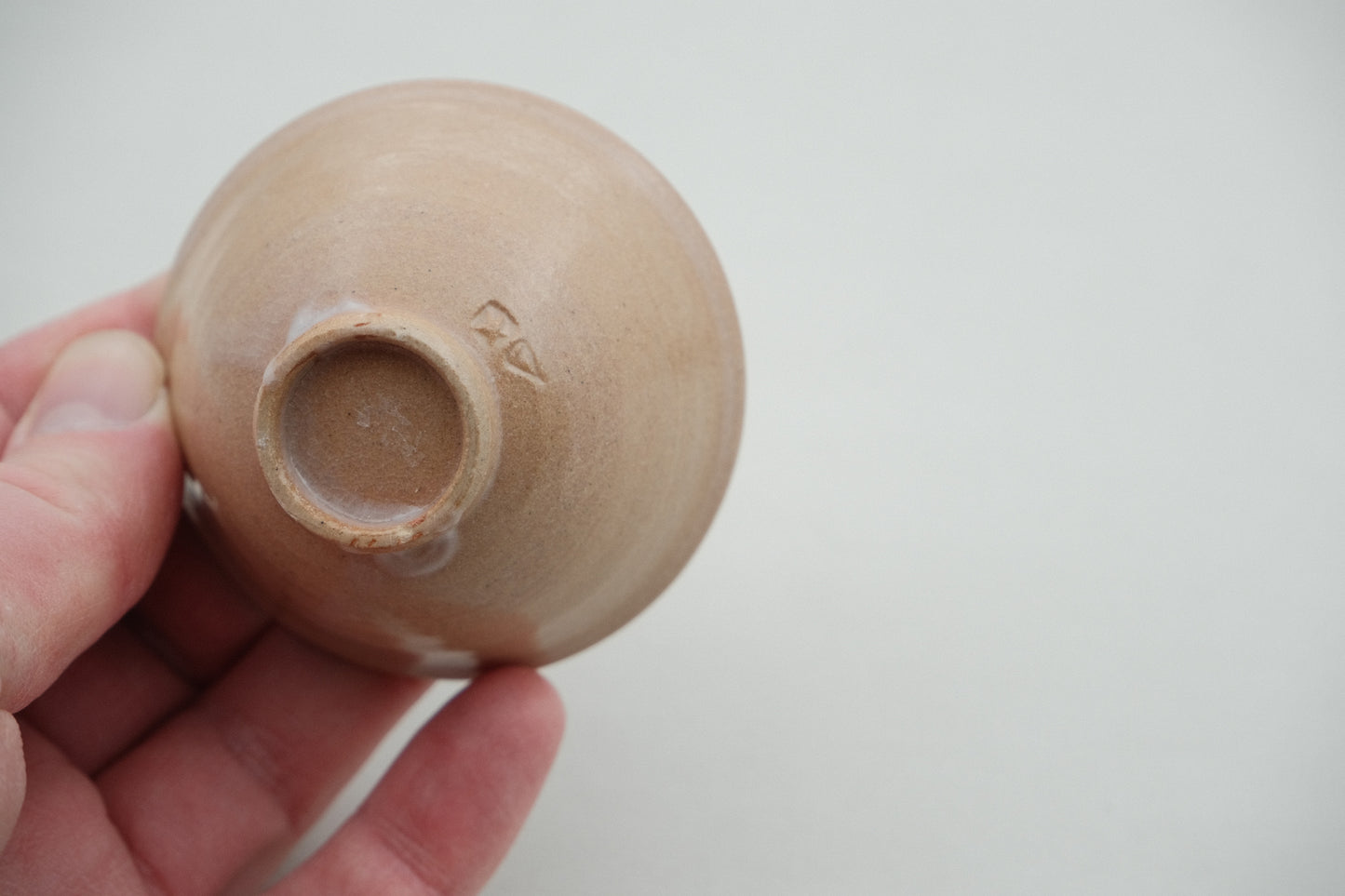 Azmaya Hagi ware sake cup made at the Oya kiln in Yamaguchi