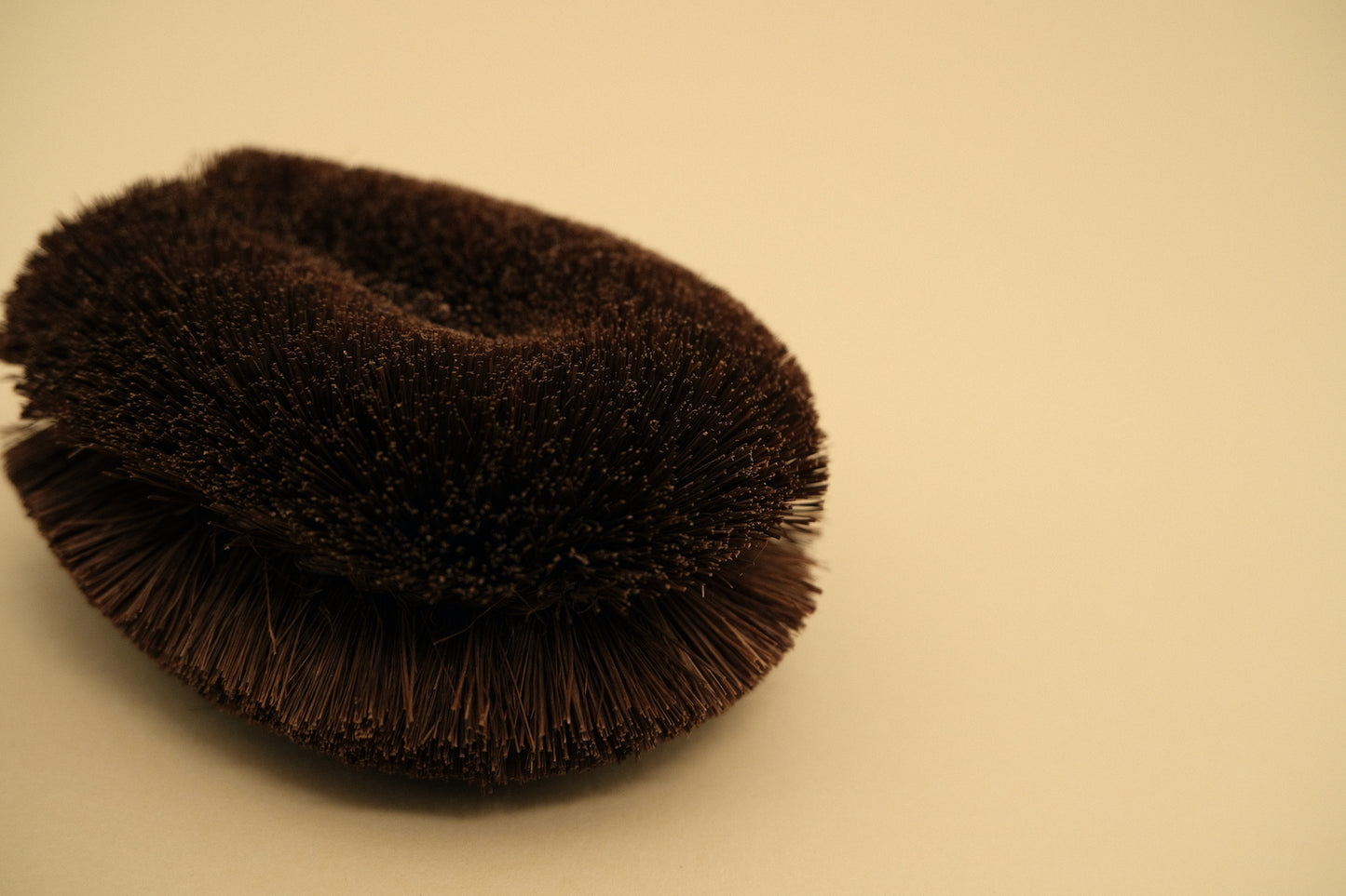 Kamenoko Gokujime tawashi palm fibre brush No.2