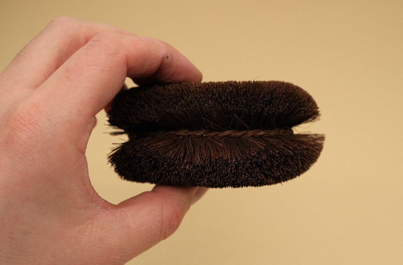 Kamenoko Gokujime tawashi palm fibre brush No.2