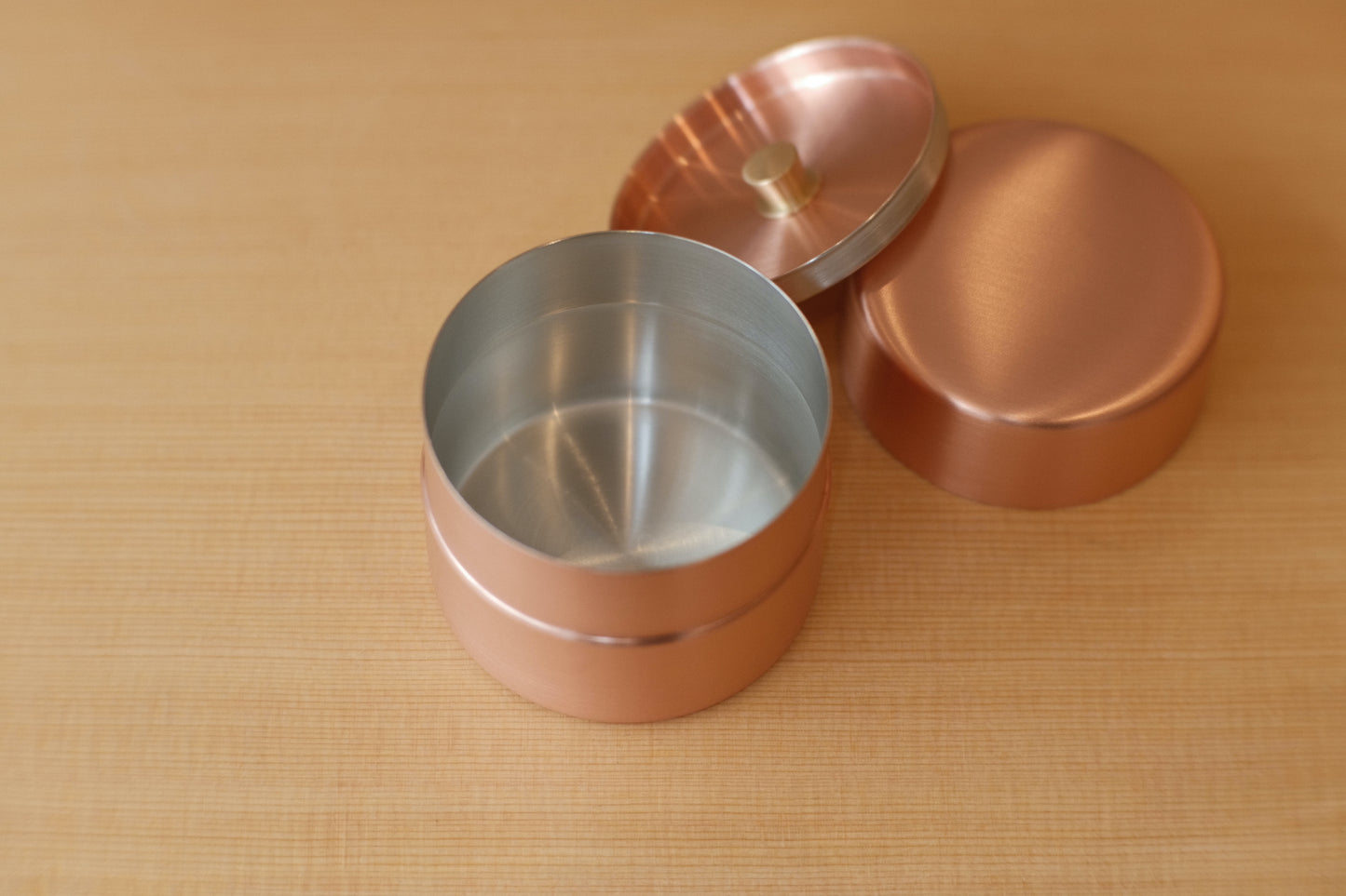 Azmaya chazutsu medium copper tea caddy made by Shinkō Kinzoku in Niigata