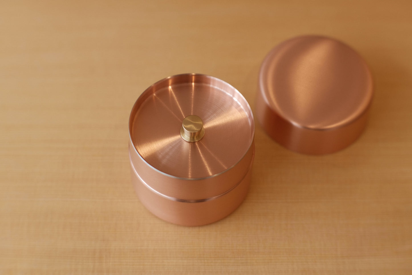 Azmaya chazutsu medium copper tea caddy made by Shinkō Kinzoku in Niigata